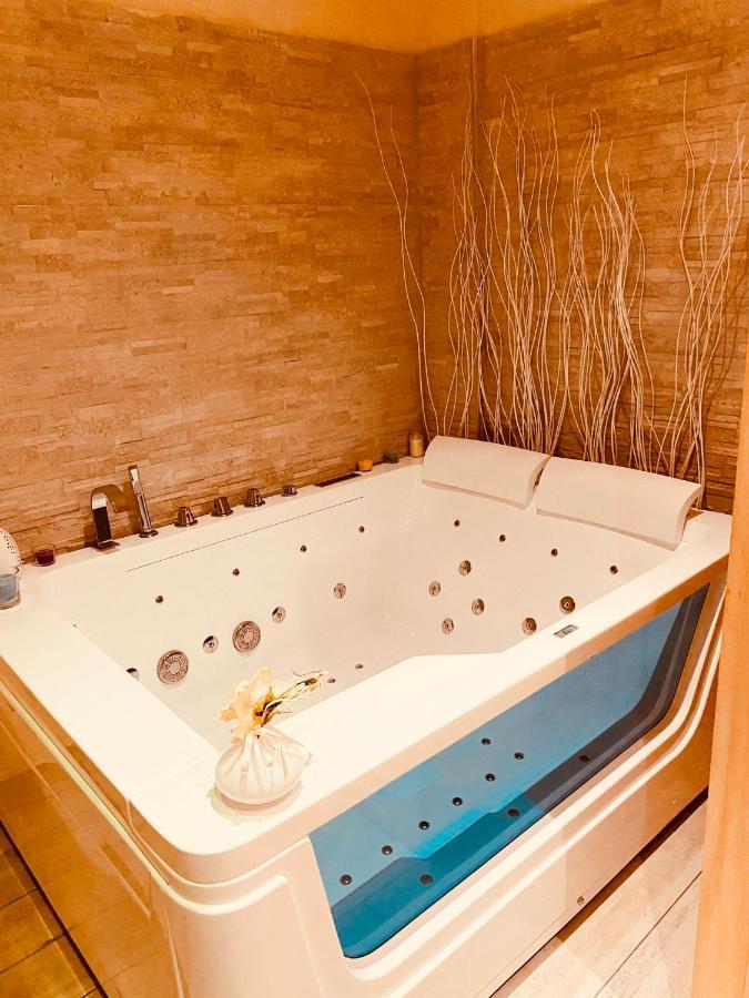 Yourhome - La Meta Perfetta Rooms&Spa Exterior foto