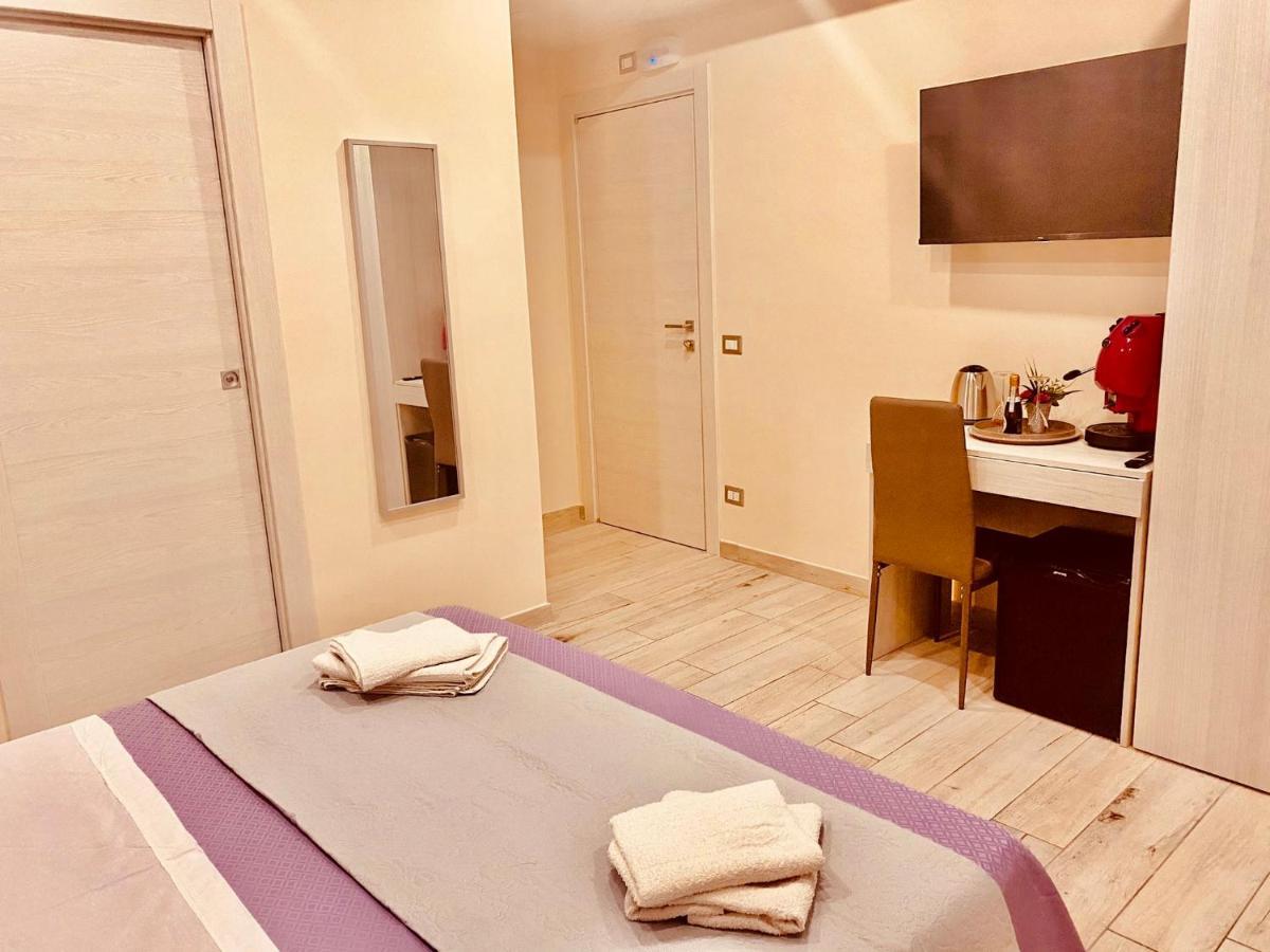 Yourhome - La Meta Perfetta Rooms&Spa Exterior foto